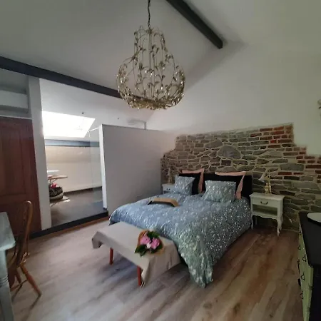 La Columbia Lens En Hainaut Hotell